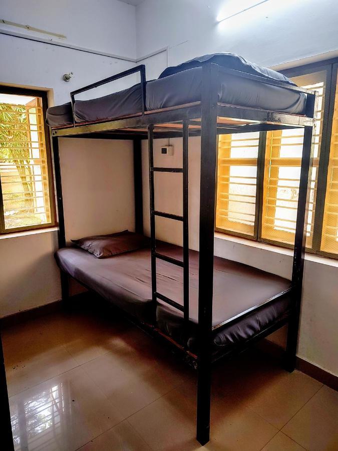 Gogonuts Hostel Varkala Buitenkant foto